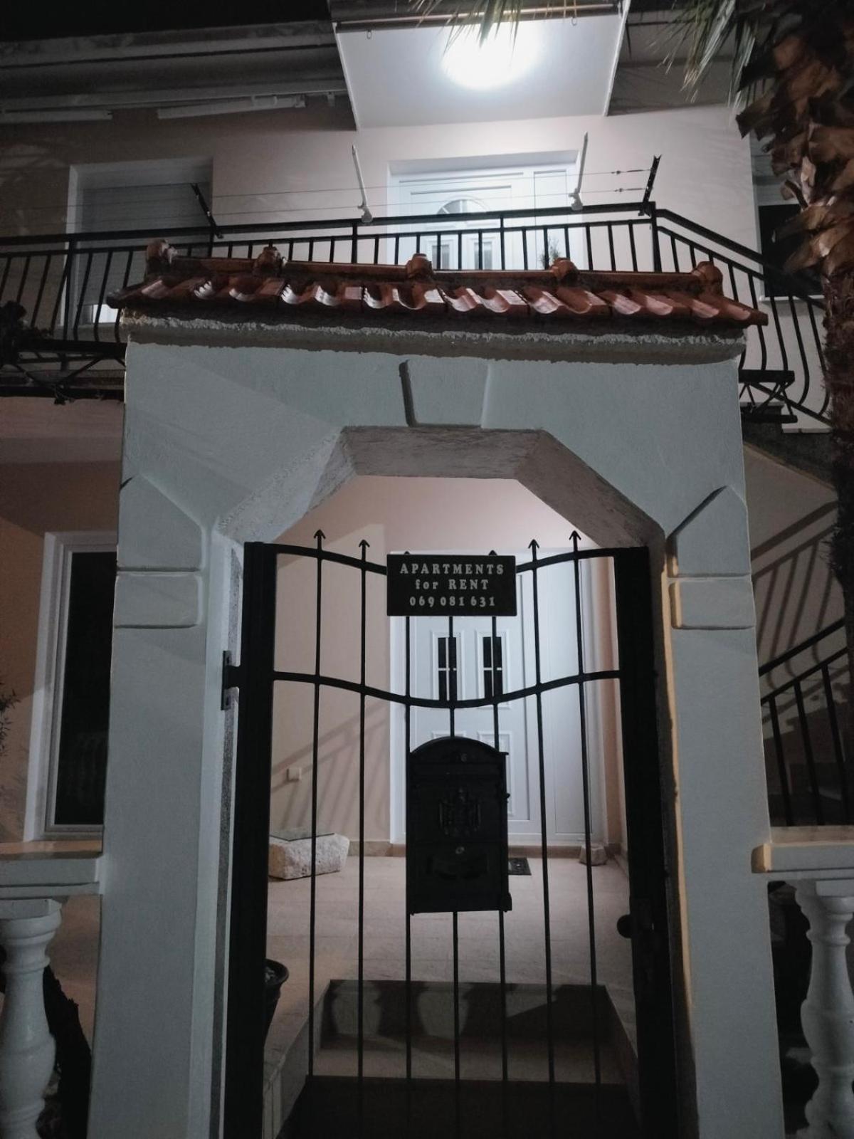 Apartment Casa Sul Mare Tivat Eksteriør billede