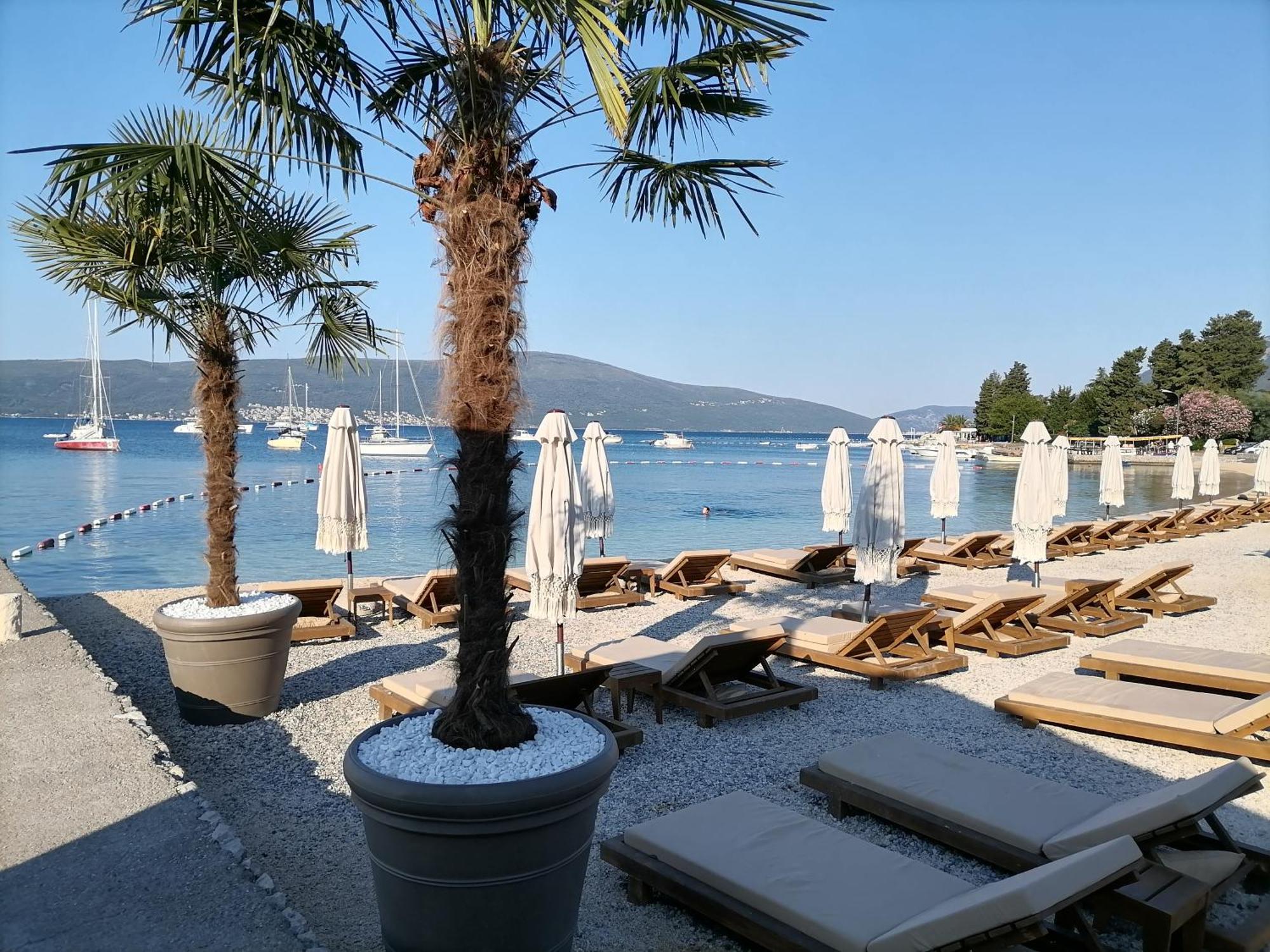Apartment Casa Sul Mare Tivat Eksteriør billede